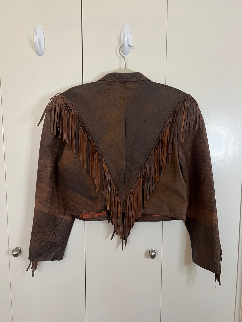 Vintage-Inspired Women's Brown Leather Fringe Jacket by Winlit - Picture 3 of 5